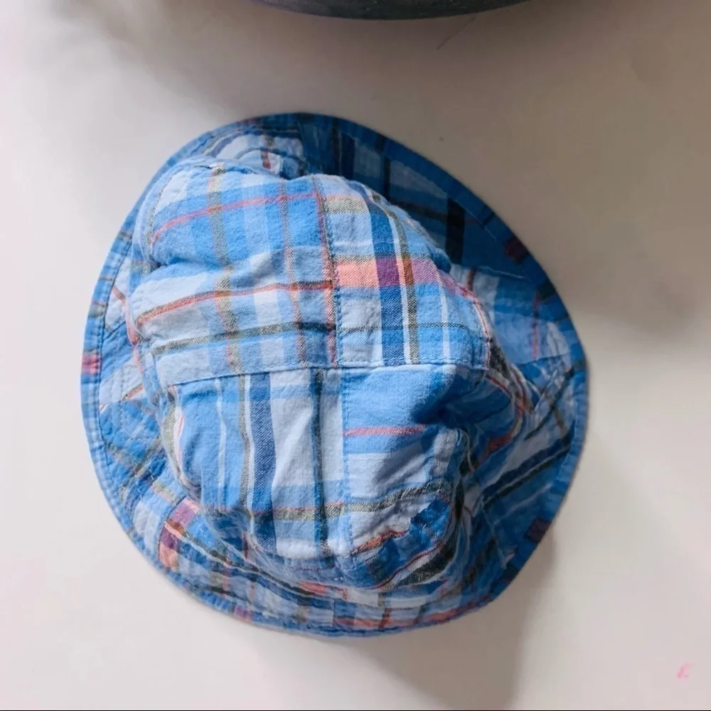Children’s Place Infant 18 to 24 months Plaid blue bucket hat cotton reversible